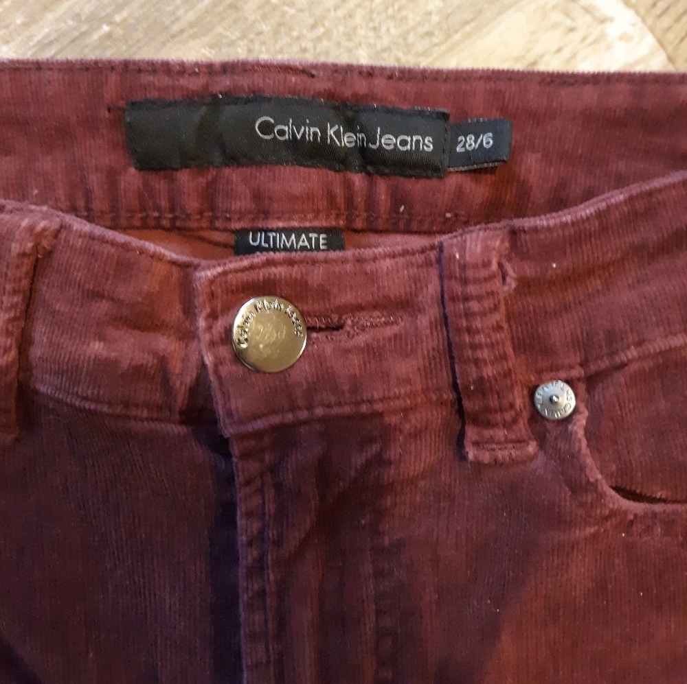Womens Calvin Klein burgundy cords
